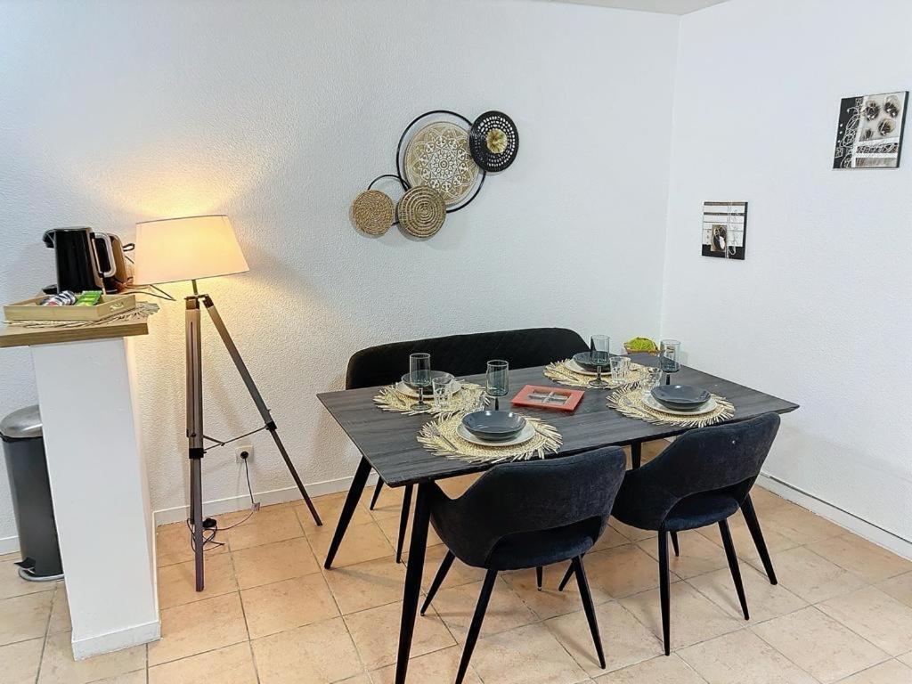 De Castelli - Avec Piscine Appartement