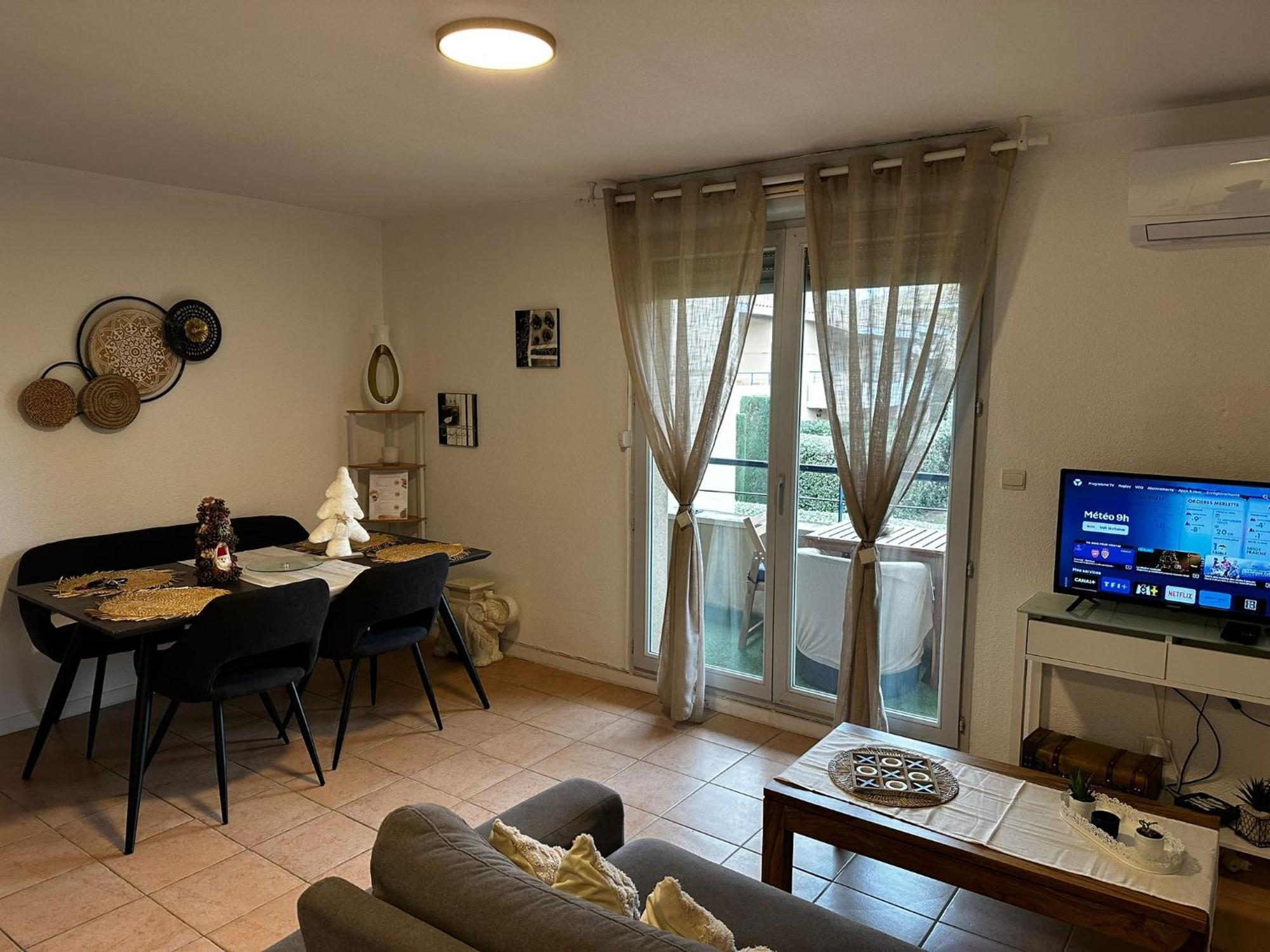 Appartement De Castelli - Avec Piscine